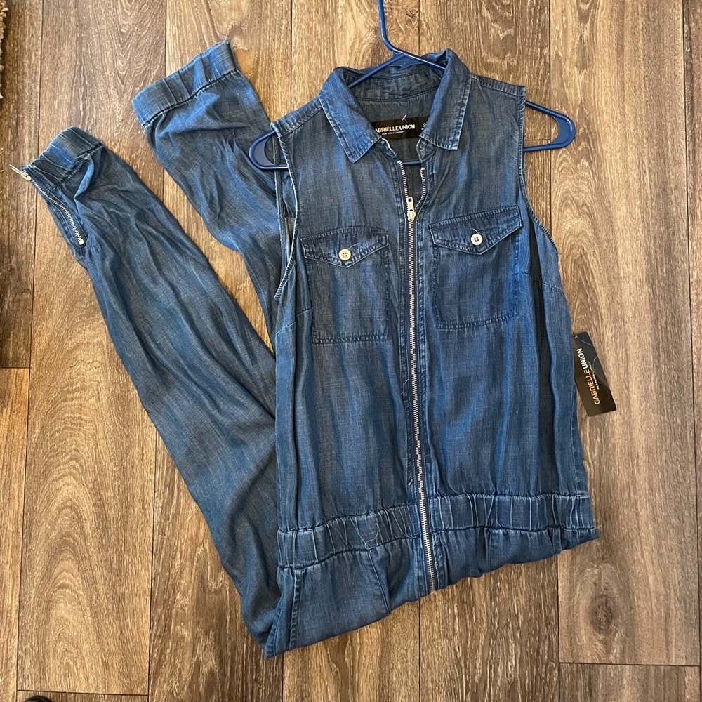 BRAND NEW Gabrielle Union for NY&Co Denim Suit